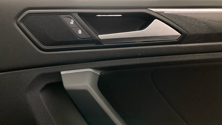 Volkswagen Tiguan 2.0 TDi 190 4Motion SEL 5dr DSG Diesel Estate